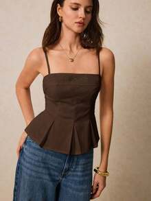 Top de cami con detalle bordado y volante de tirantes finos - Ideal para un verano elegante y con estilo, Blusas de mujer con volante, Blusas de tirantes finos, Blusas de verano lindas, Bordadas, Ropa casual y elegante - Café integral - Ver 6