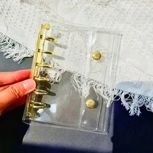 Bìa đựng tài liệu rời trong suốt màu vàng A5/A6/A7/M5, Bìa đựng tài liệu rời A5, Bìa đựng tài liệu rời, Giấy thay thế, Giấy rời, Sổ dán sticker, Sổ niêm phong, Album sticker, Có thể dùng để đựng ảnh thần tượng, ảnh, thẻ sưu tập, thẻ sinh viên, thẻ ra vào. - hình dạng - Xem 12