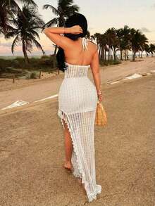 xheSHEIN  Vestido con patrón ondulado de ganchillo colorido y estilo bohemio sexy, con abertura alta, escote halter y espalda descubierta con flecos. Adecuado para salidas casuales, citas, cumpleaños, fiestas, discotecas, resorts isleños y vacacionesxhe - Blanco - Ver 7
