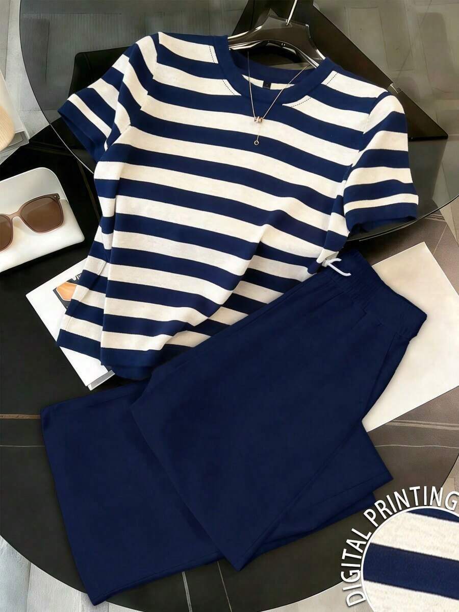 2 piezas Conjunto de camiseta y pantalones a rayas casuales para mujer - Azul y blanco - Ver 1