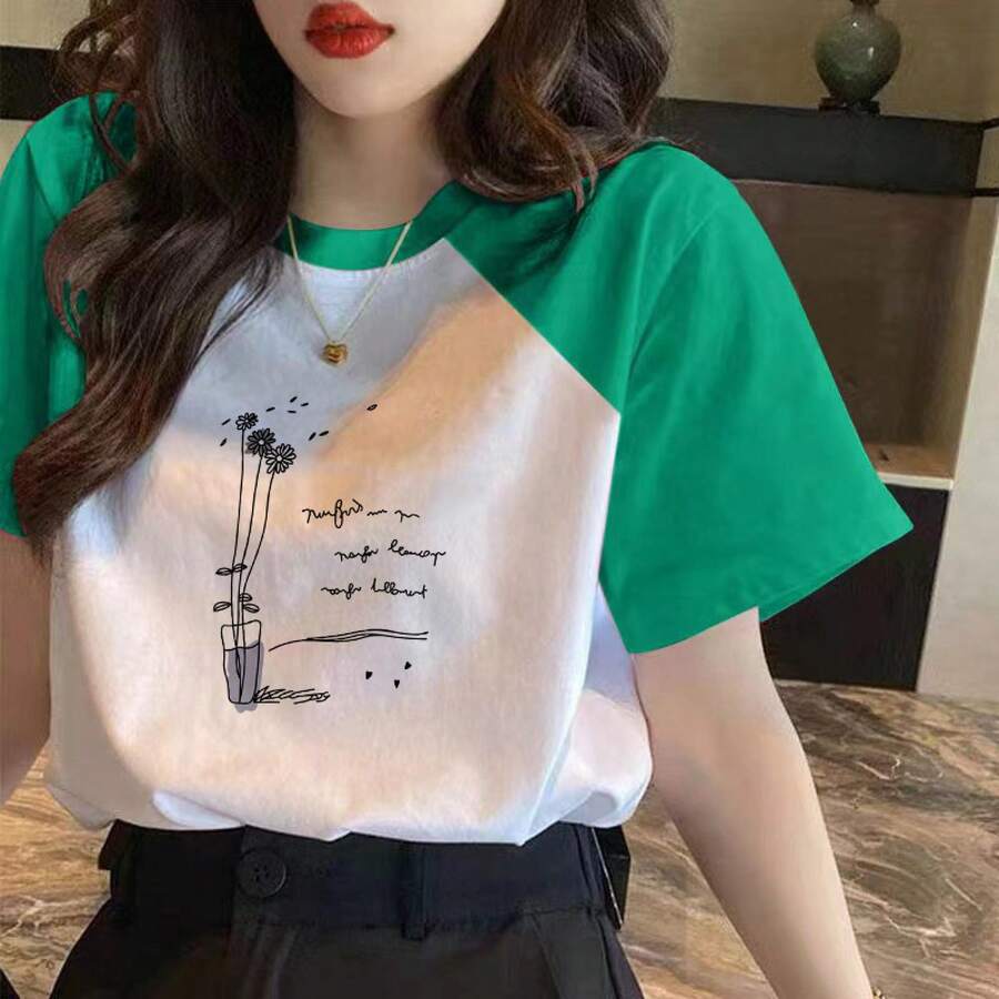 Women's Short-Sleeved T-Shirt In Pure Cotton With Color Blocks, A New Loose And Versatile Blouse For Spring And Summer. - Tay áo màu xanh lá cây, hoa làm từ chai nước - Xem 1