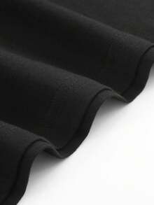 Printed T-Shirt With A Design On The Back, Modern And Fashionable, Perfect For Summer, Versatile, Short-Sleeved T-Shirt With A Round Neck, Casual Top For Everyday Wear, Men's Clothing - 黑色 - 查看 5