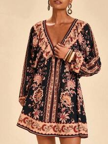 Vestido de gasa con cuello en V y manga larga con estampado floral para mujer, adecuado para vacaciones, estilo de vacaciones, estampado gráfico tejido, atuendos casuales de verano para vacaciones, atuendos de vacaciones en la playa bohemia, ropa bohemia chic, atuendos de festivales de vacaciones, atuendos de playa para mujer, atuendos de verano para mujer, atuendo de graduación, atuendos de cumpleaños para mujer, artículos esenciales de playa, atuendo de aeropuerto para mujer, vestido de té, vestido de cumpleaños, vestido de verano, verano europeo, ropa bohemia para mujer, vestido elegante para mujer - Negro y oro - Ver 6