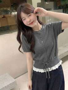 灰色针织开衫 短袖 女款 修身学院风 夏季 圆领 蕾丝拼接 薄款 抽绳下摆 - 深灰色 - 查看 2