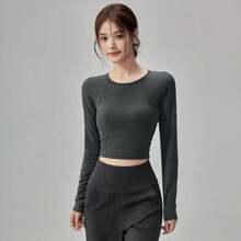 Gray Long-sleeved Shirt With Fixed Chest Pads