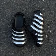 2026 Outdoor Non-Slip Waterproof Unisex Closed Toe Clogs - Sọc đen trắng - Xem 2