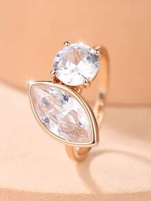 1 Elegant And Stylish Women's Ring Featuring A Design With Round And Marquise-Cut Zirconia Stones-Perfect As A Unique Piece Of Jewelry Or A Fashion Accessory For Women, As Well As A Birthday Gift Or Everyday Accessory. - Yellow Gold - View 2