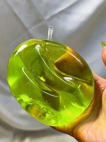 1個水晶蘋果紋理，外層柔軟薄且光滑靈活。可用作壓力緩解擠壓球或觸覺感官物品，適合辦公桌使用。也是一款極佳的辦公室減壓禮物。 - A - 查看 1