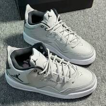 Nike Zapatillas de baloncesto Jordan Courtside 23 para niños grandes - Gris - Ver 7