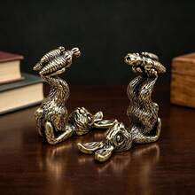 Vintage Brass Rabbit Figurine, Fun Rabbit Stepping On Carrot, Handmade With Clear Distressed Texture, Creative Personalized Tea Pet Desktop Ornament, Craft Decor For Study, Tea Table, Office, Lively Cute Zodiac Rabbit - 1PC - View 8
