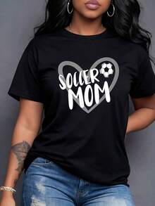 A Heart Representing A Mother's Support And Love For Soccer, Featuring The Phrase "Soccer Mom" And A Classic Ball. Ideal For The Sports Fan On Every Match Day. Women's T-Shirt 220Gplayera Muje - 黑色 - 查看 6