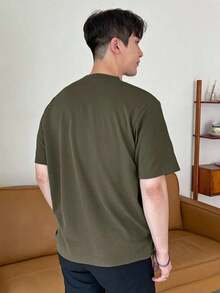 Hombres Camiseta unicolor de cuello redondo - Verde militar - Ver 2