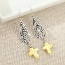 1 Pair Silver Vintage Hollow Interwoven Design Earrings, Highly Artistic And Exquisitely Beautiful Earrings, Essential Accessory For Daily And Holiday Wear - Silver - View 3