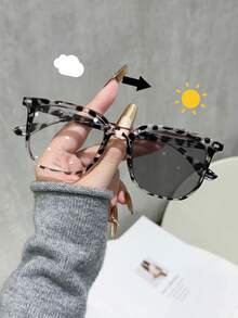 1 Pair Women's Elegant Intellectual Portable Fashion Spring Break Photochromic Glasses, Suitable For Summer Driving, Boating, Camping, Street Photography And Outdoor Outfits, Fashion Accessory, Suitable For All Face Shapes - Multicolor - View 13