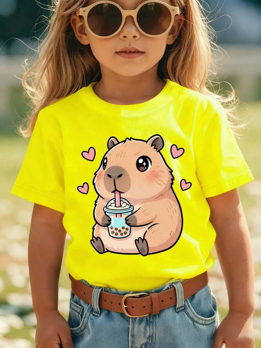 Girls' Summer Fashion Short Sleeve T-Shirt With Capybara Drinking Milk Tea Print, Casual And Versatile Top NY-DX8565 - 黃色 - 查看 1