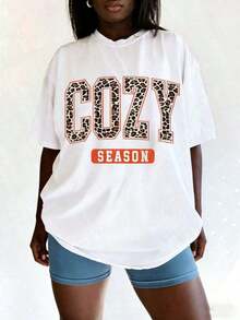 1 Piece Of Women's Loose Fit T-Shirt With Leopard Print And The Phrase COZY SEASON, Retro College Style, Casual Short Sleeve Letter T-Shirt, % Cotton. - 白色 - 查看 3