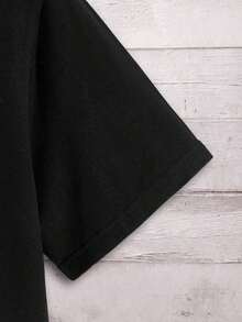 Men's T-Shirt Manfinity Dauomo With Heart-Shaped Embroidery - Black - View 3