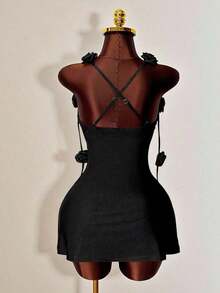 MSMistrie Vestido rojo romántico de fiesta con cuello halter, minifalda ajustado con decoración de rosas 3D, diseño con espalda abierta y fruncido, ve - Negro - Ver 2