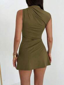 Women's Dress With Umbrella Sleeves And Ruffles With Metallic Decoration - Army Green - View 2
