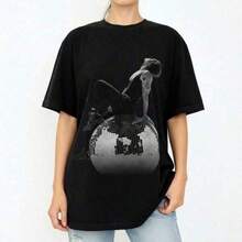Camiseta Negra Disco Fever Unisex para Adultos y Niños, Estilo Vintage para Fiestas, Ropa Festiva para Mujeres, Regalos para Novios, Esenciales para Vacaciones, Ropa Festiva para Hombres, Ropa de Verano para Hombres, Ropa Urbana para Hombres, Ropa Y2k, Ropa para Festivales, Ropa para Adolescentes, Ropa Festiva para Niños, Ropa para Niñas, Camiseta Harry Seated Kiss All The Time, Camiseta Retro de Estilo Disco, Moda Disco, Material Suave, Liso y Ligero, Sensación Cómoda y Relajada, Versátil para Uso Diario, Fiestas en Discotecas, Festivales de Música y Reuniones Casuales, Camiseta Unisex para Adultos y Niños, Regalos Personalizados, Regalos para Novios, Regalos para Hombres, Regalos para Niños, Regalos para Niñas, Regalos Especialmente Preparados para Fans de Discotecas, Regalo para Niños, Amigos y Familiares. - Negro - Ver 6