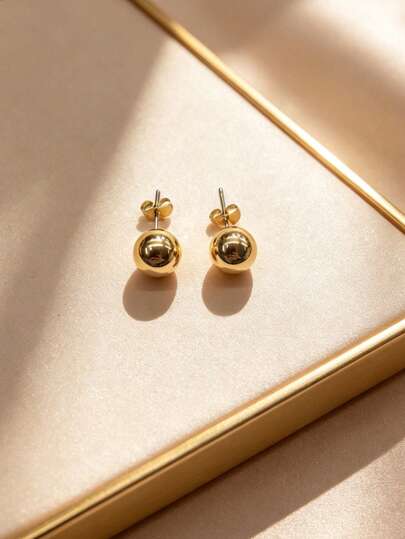 A Pair Of 14K Gold-Plated Ball Stud Earrings Is A Beautiful Gift For Women