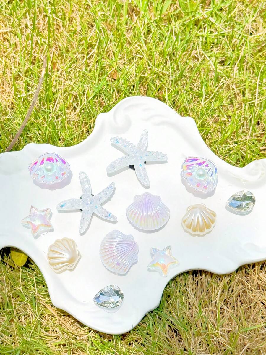 12件套米色鞋饰(海星、水滴、贝壳),适用于女鞋、凉鞋、拖鞋、沙滩鞋、花园鞋等,DIY装饰,最佳搭配单品,理想的生日、节日、派对礼物。 - 白色 - 查看 1