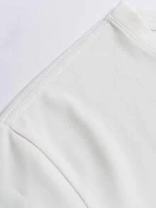 Camiseta masculina "Brandon" com estampa de grafite, 100% algodão, em vibrantes tons de rosa e azul, com gola redonda e mangas curtas. Ideal para o verão, perfeita para looks casuais e esportes. Confortável e estilosa. - Branco - Ver 5