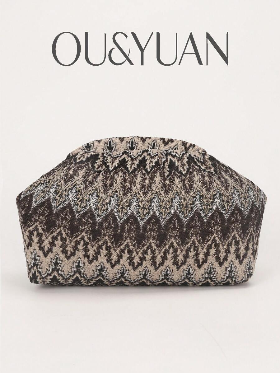 OUYUAN 女款復古印花手拿包，波西米亞風格設計，褶皺細節展現高端品質。這款手提包配有方便的快拆扣，非常適合夏季海灘度假、日常休閒穿搭、節日派對和宴會。給家人、朋友和伴侶的精美禮物。（隨機印花）