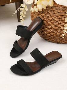 Sandalias con suela gruesa de 3,5 cm y punta redonda para mujeres, nuevas cómodas sandalias planas minimalistas de 2026 con punta abierta y suela suave para uso casual - Negro - Ver 2
