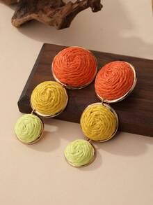 1 Pair Dopamine Gradient Tri-Color Raffia Earrings, Metal Edged Round Earrings, Niche Design French Lively Versatile Earrings, Suitable For Beach Vacation, Summer Outing, Music Festival, Girlfriend Trip, Campus Daily Outfit, Dopamine Outfit - Orange - View 7