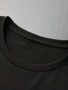 Camiseta de hombre negra con estampado Chicago 23 USA - 100% algodón, transpirable, de secado rápido, cuello redondo, corte regular, camiseta casual para el verano, adecuada para deportes y actividades al aire libre, camiseta con estampado de Chicago, estilo vibrante. - Negro - Ver 4