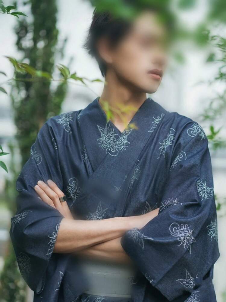 Kimono formal para hombre, kimono tradicional modificado de estilo japonés para hombre, yukata de samurái de estilo japonés, disfraz para fotografía y juegos de rol. - El kimono talla 30 viene con un obi (cinturón) de color liso. - Añade 11