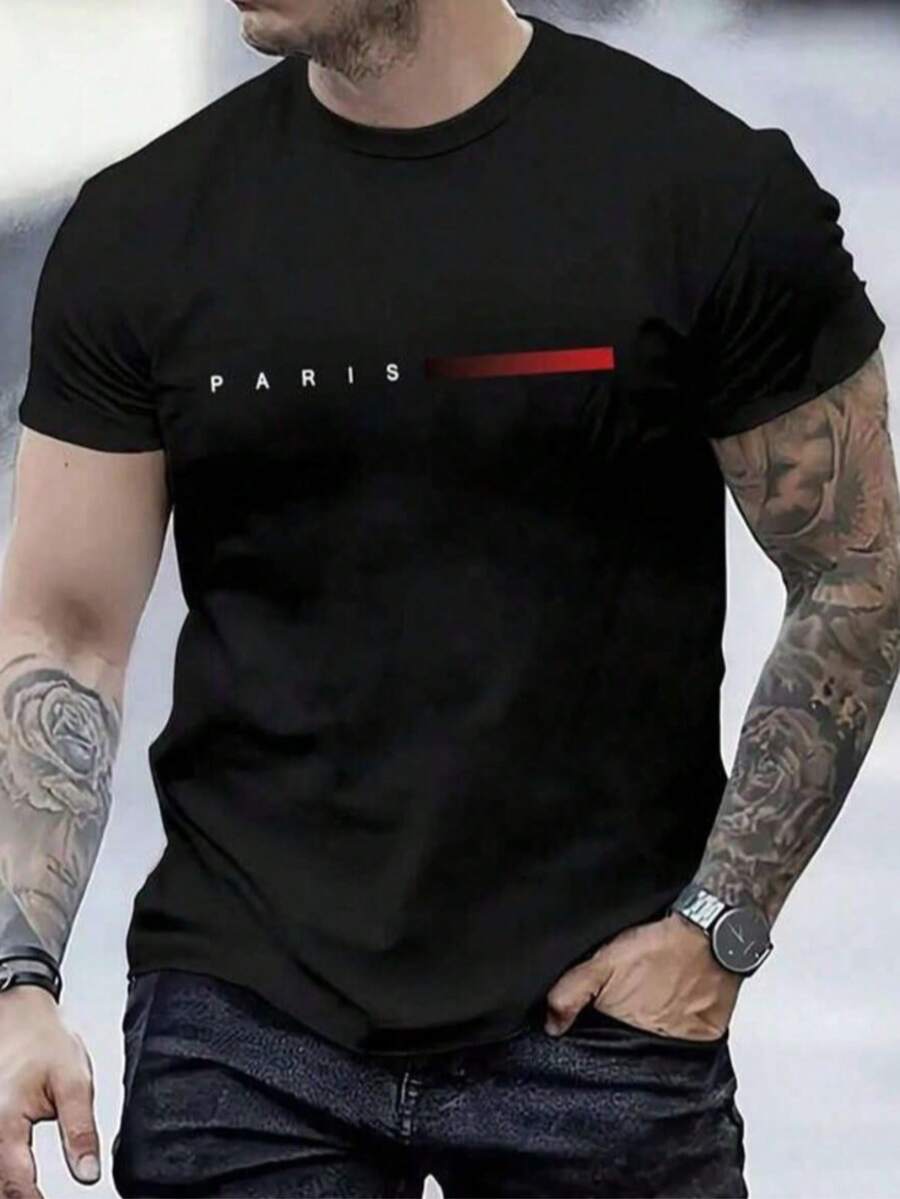 1 Unisex Loose-Fitting Printed T-Shirt, Embodying Contemporary Style. 1 Daily Casual Realistic Style Clear Lines Man T-Shirt With Paris Logo And Tattoo Blurry Street Background. Ideal For Pairing With Casual Wear, Sports And Fitness Activities, Travel And Vacations, Or As A Gift For Friends And Family. Suitable For Occasions Such As Summer Vacation, Halloween, And Mexican Independence Day. - 黑色 - 查看 1