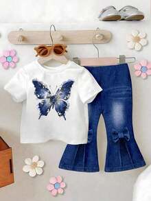 Camiseta estampada para niña, con motivos de mariposas y letras azules; un diseño bonito y alegre, ideal para cualquier época del año. - Rosa - Ver 7