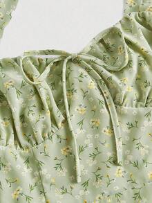MOD Vestido de tirantes con estampado floral con cordón delantero - Verde pastel - Ver 5