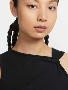 Nike 耐克女款 AS W NK ONE DF TANK CPSL A 无袖背心，夏季新款跑步健身户外休闲时尚不对称肩背心 IB9163-010 - 黑色 - 查看 3