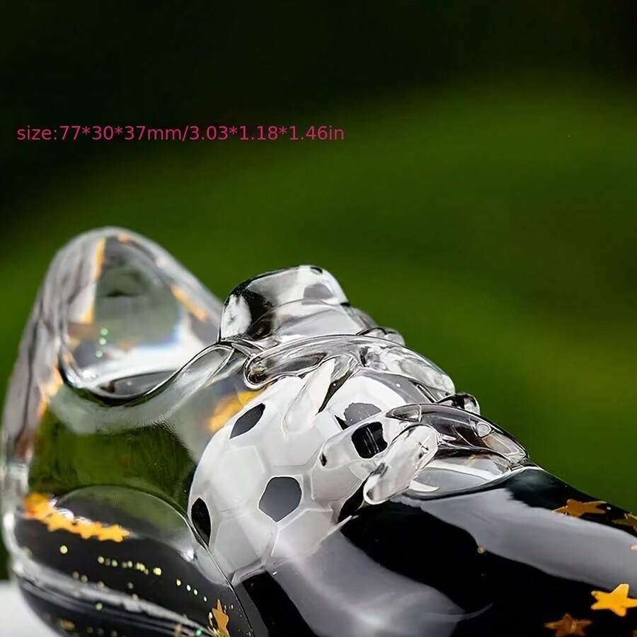1 Piece Standing Moving Quicksand Soccer Cleats Statue Ornament - Modern Resin Shoe Decor With Dynamic Sole Design, Plastic Suitable For Home, Office, Gift For Soccer Fans, -Themed Decoration