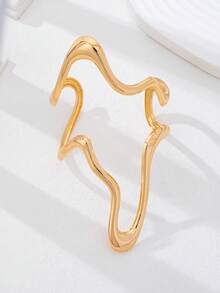 1pc Gold-Plated Wave-Shaped Open Bangle - Abstract Asymmetric Wave Design Minimalist Fashion Women's Accessory - Gold - View 4