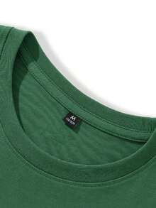 Women's Short-Sleeved, Crew-Neck T-Shirt With A Loose-Fitting Print Featuring An Eagle And The 2026 World Cup Ball, Inspired By The Flags. A Casual, Sporty Top, Perfect As A Basic Blouse For Everyday Outfits. A Versatile Garment In The Women's Clothing And Women's Activewear Categories. Suitable For Spring, Summer, And Autumn. - 綠色 - 查看 6