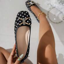 1 Pair Polka Dot Retro Fashion Bow Ballet Shoes, Suitable For Party & All Seasons - Black - View 5
