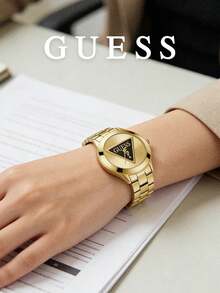 Guess 女士金色Logo黑色三角形表盘不锈钢手链腕表，奢华时尚石英表，简约优雅设计 - 适合办公、派对、购物、旅行、夜生活 | 生日、周年纪念日、情人节送给女友、妻子、姐妹的礼物 - 金色 - 查看 3