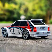Brand New SG204PRO 1:24 Four-Wheel Drive Drifting Car - 2.4G Full-Scale Control, Powerful 4WD Performance, Cool Flowing Car Lights, Strong Endurance For Indoor And Outdoor Use, Unlocks A Professional Drifting Experience, A Stylish Toy - 白色 - 查看 5