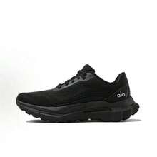 ALO Yoga Runner Round Toe Lace-Up Low-Top Running Shoes, Unisex - Black - View 1