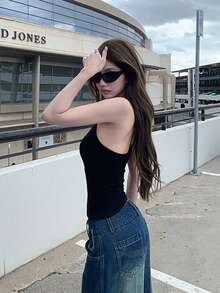 Áo hai dây cổ chữ V đính hạt kiểu Mỹ gợi cảm, áo vest hở lưng ôm sát tôn dáng cho mùa hè. - màu đen - Xem 3