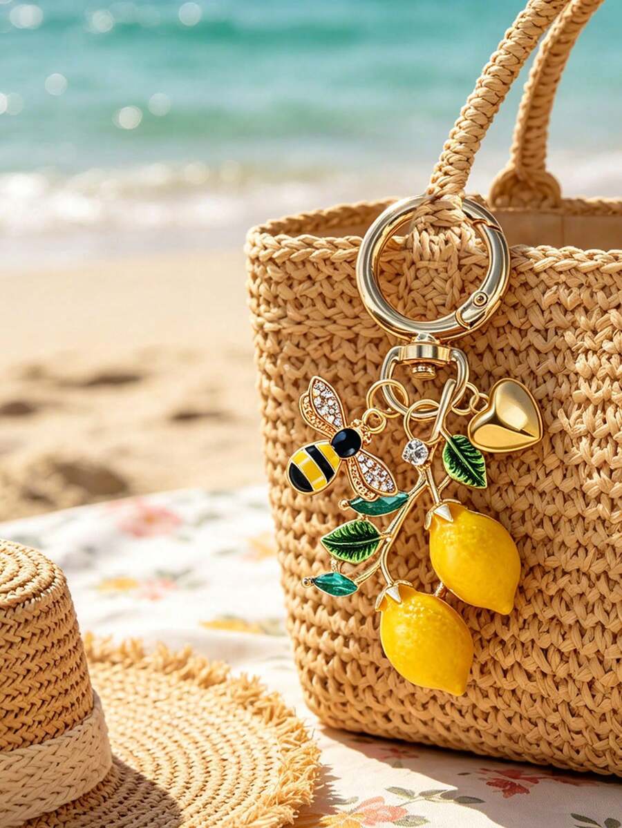 Handmade Enamel Lemon Pendant With Bee And Heart Elements - Bohemian Vacation Style. Enamel And Resin Casting, Rhinestone Inlaid, Italian Lemon Jewelry, Refreshing Alloy Pendant, Hawaiian Style. Suitable For Backpack, Wallet Decoration