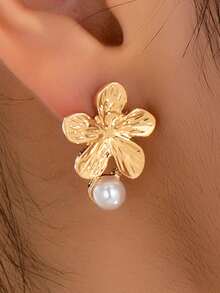 1 par de pendientes elegantes con diseño floral retro de moda para mujeres - Dorado - Ver 4