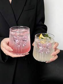 1个ins风高端竖条纹粉色蝴蝶结玻璃杯，时尚设计，耐热水杯、果汁杯、珍珠奶茶杯、鸡尾酒杯、拿铁饮料杯，咖啡店风格耐热水杯，夏季派对水果茶杯 - 彩色 - 查看 1