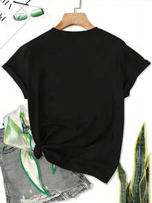 Under The Radar. I Promise To Swear, I'll Toast To Your Service - Pickleball T-Shirt For Summer Family Gatherings - Gift - Vintage Street Style, Unisex, Loose Cotton, Short Sleeve, Crew Neck. - 黑色 - 查看 6