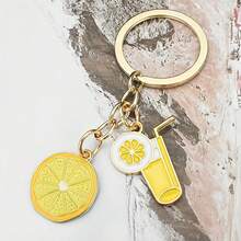 1Pc Sweet Lemon Slice Keychain, Zinc Alloy, Enamel Lemon & Drink Charms, Gold Tone, Summer & Graduation Gift - Multicolor - View 2