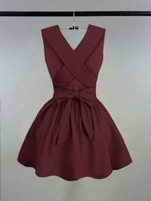 Vestido mini elegante y sexy para invitada de boda con cuello en V cruzado, sin mangas y corte evasé, diseño versátil para conciertos, playa, fiestas, primavera/verano, con bolsillos, vestido de noche con espalda descubierta de color amarillo mantequilla - Burdeos - Ver 2